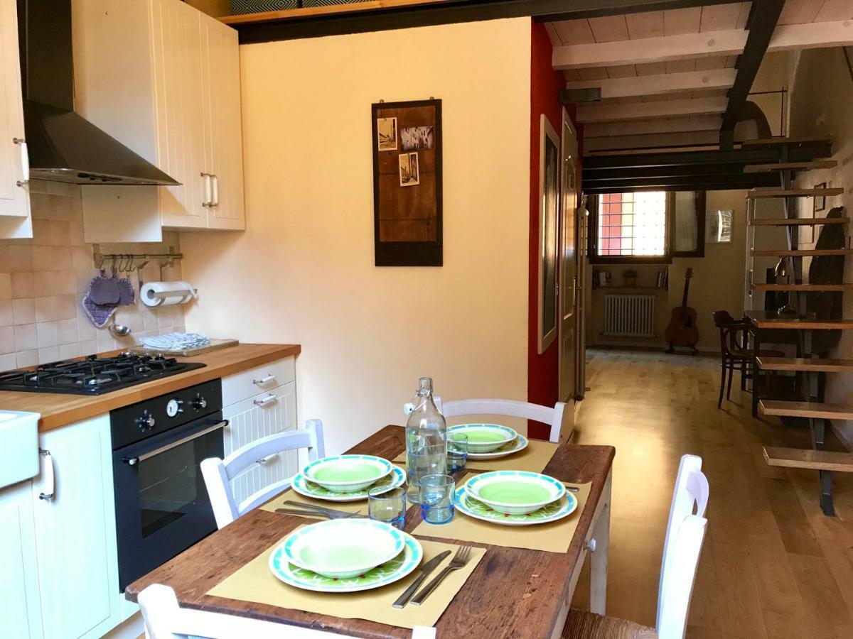 Appartement The Pianist S House In The Heart Of Bologne Extérieur photo